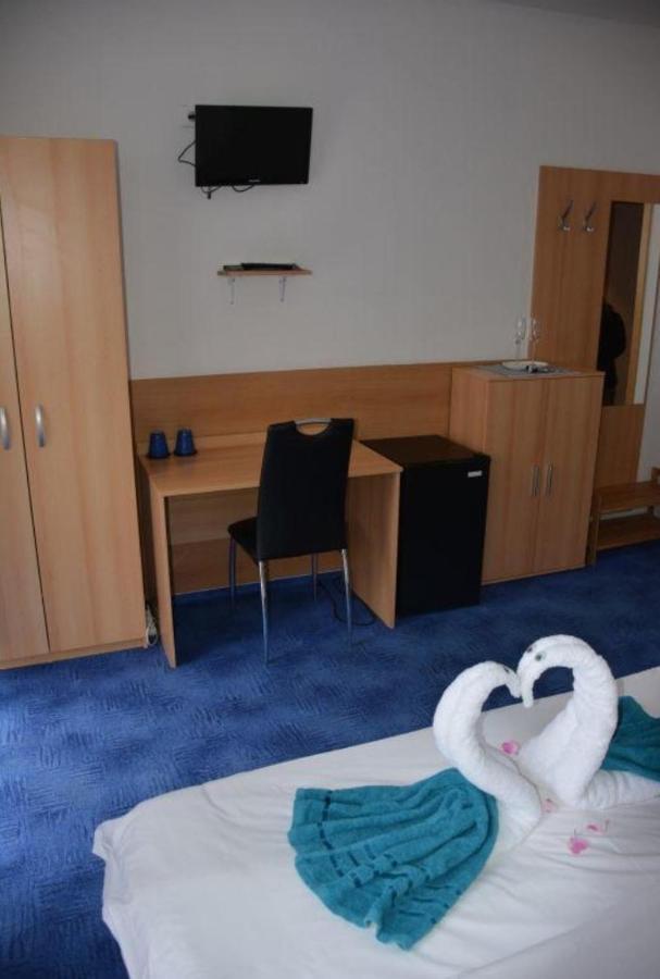 Hotel O.K. 1 Beroun  Exteriör bild