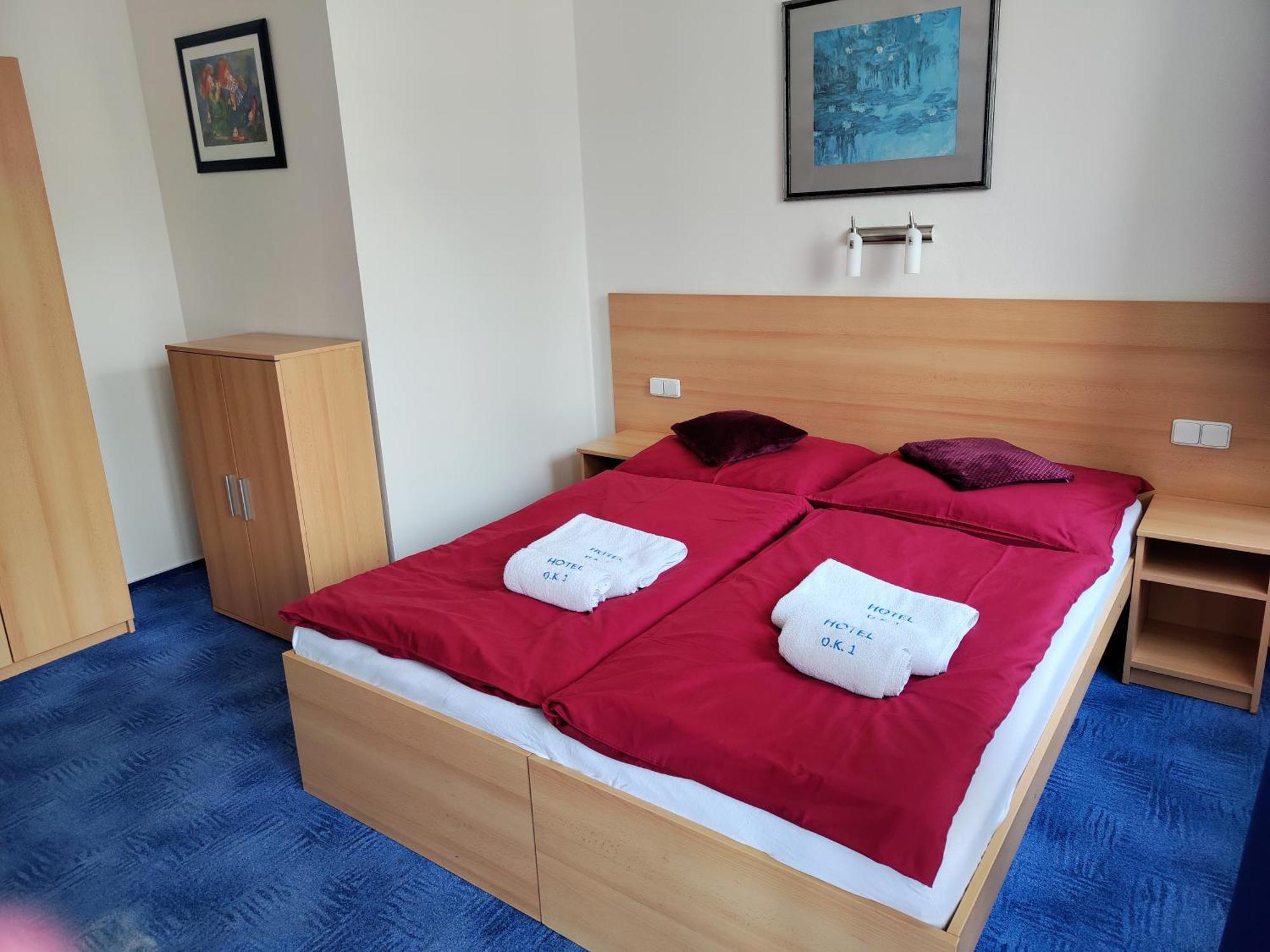 Hotel O.K. 1 Beroun  Exteriör bild