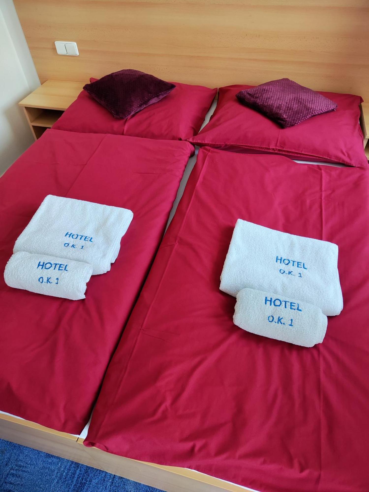 Hotel O.K. 1 Beroun  Exteriör bild