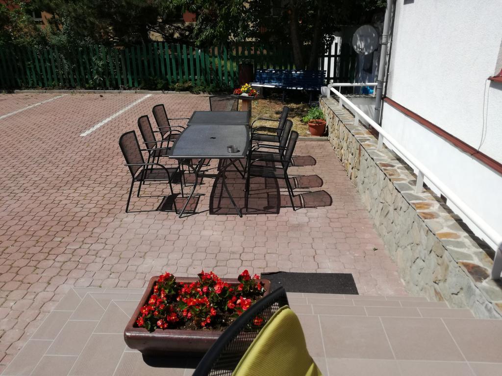 Hotel O.K. 1 Beroun  Exteriör bild