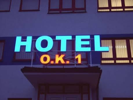 Hotel O.K. 1 Beroun  Exteriör bild